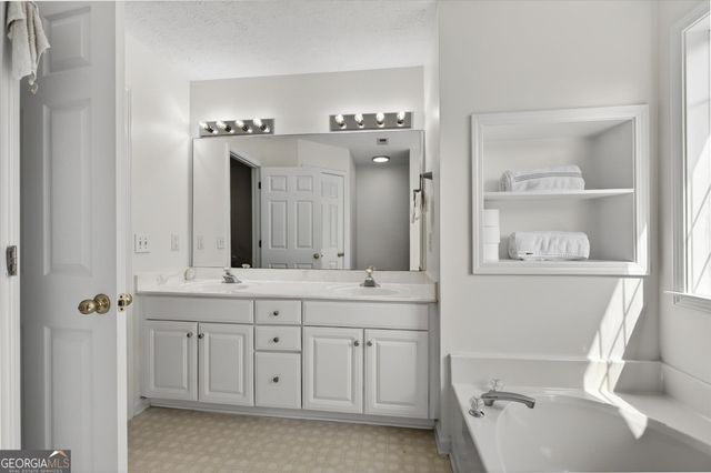 4628 Unicorn Point, Powder Springs, GA 30127