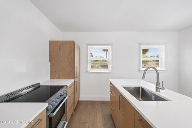 232-234 HOPKINS Street, Neptune Beach, FL 32266