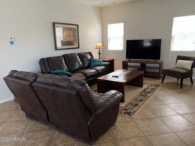 5340 W MOLLY Lane, Phoenix, AZ 85083