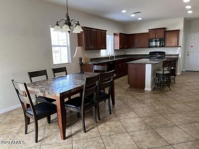 5340 W MOLLY Lane, Phoenix, AZ 85083