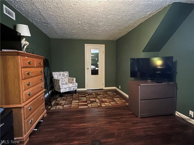 25540 Chatworth Drive, Euclid, OH 44117