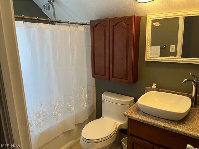 25540 Chatworth Drive, Euclid, OH 44117