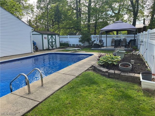 25540 Chatworth Drive, Euclid, OH 44117