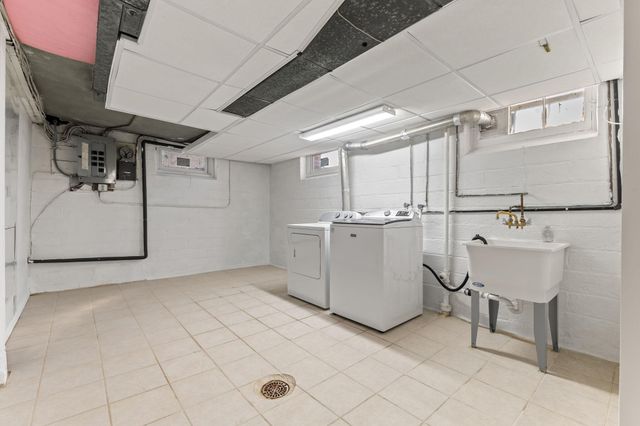 7312 Grand Avenue S, Richfield, MN 55423