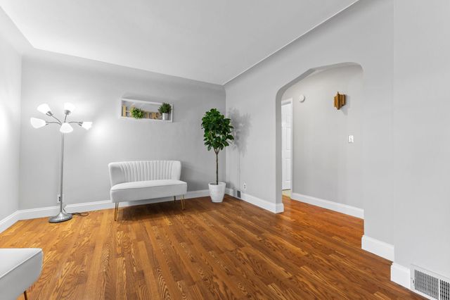 7312 Grand Avenue S, Richfield, MN 55423