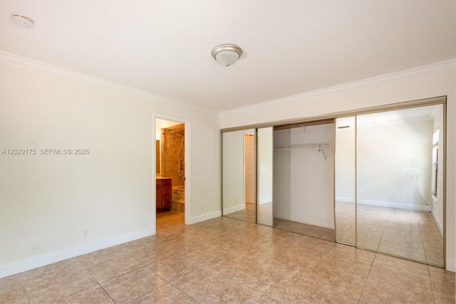 1 Crossings Circle E E, Boynton Beach, FL 33435