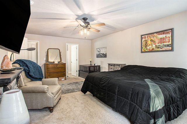 6180 Wood Hollow Avenue, Kalamazoo, MI 49009