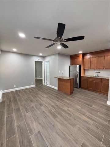 34 Troy Lane, Yonkers, NY 10701