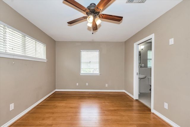 5321 Pagewood Lane, Houston, TX 77056