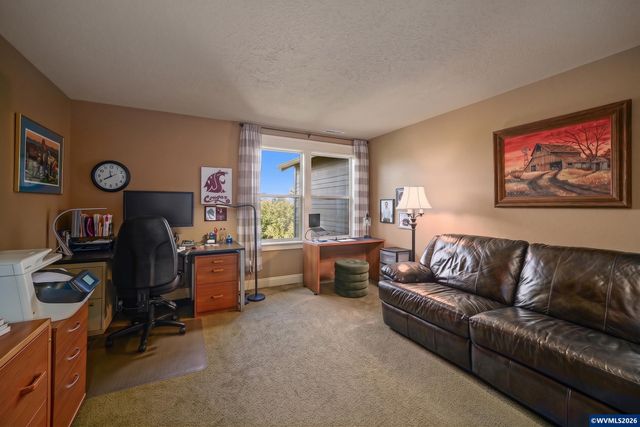 2777 Vibbert St S, Salem, OR 97302
