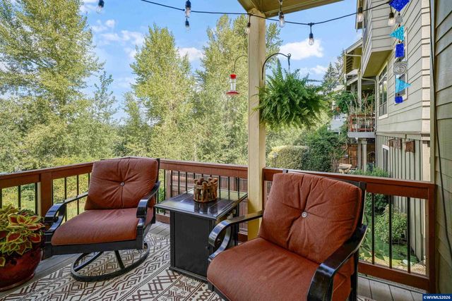 2777 Vibbert St S, Salem, OR 97302