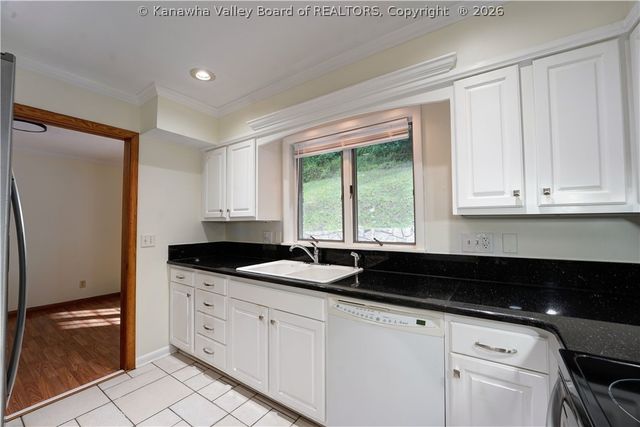 812 Chappell Road, Charleston, WV 25304