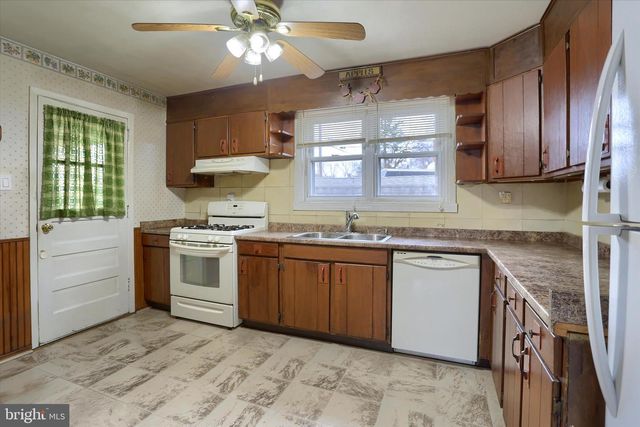 346 E ROOSEVELT AVE, Middletown, PA 17057