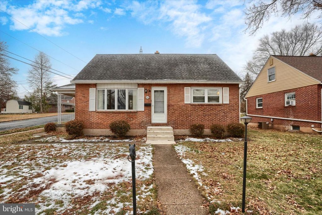 346 E ROOSEVELT AVE, Middletown, PA 17057