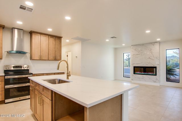 1975 W Limewood Drive, Tucson, AZ 85755
