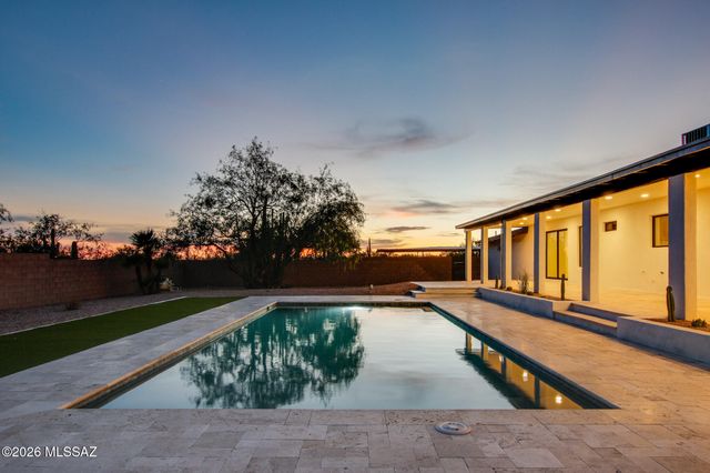 1975 W Limewood Drive, Tucson, AZ 85755