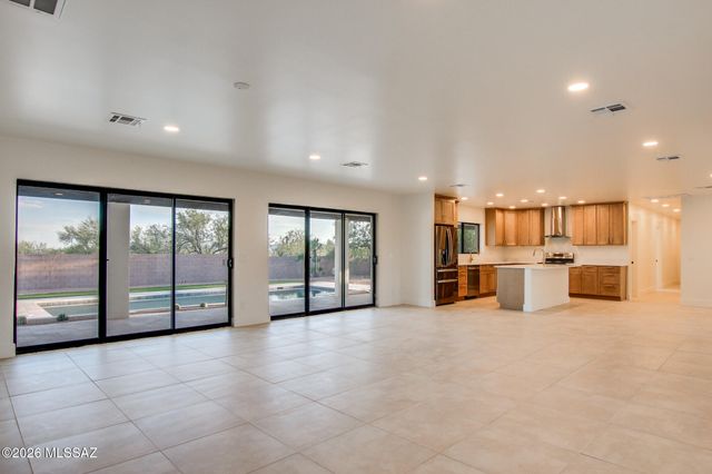1975 W Limewood Drive, Tucson, AZ 85755