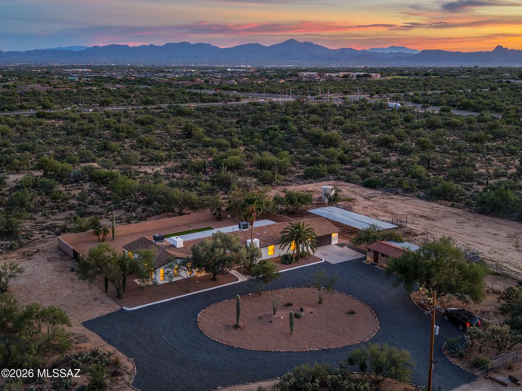 1975 W Limewood Drive, Tucson, AZ 85755