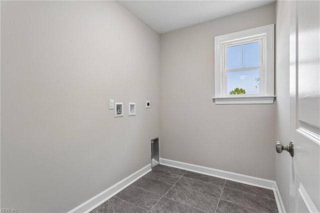 1215 Victory BLVD, Yorktown, VA 23693