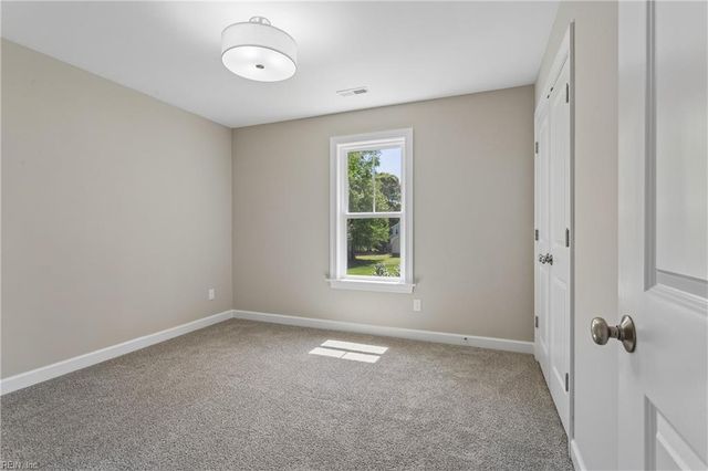 1215 Victory BLVD, Yorktown, VA 23693