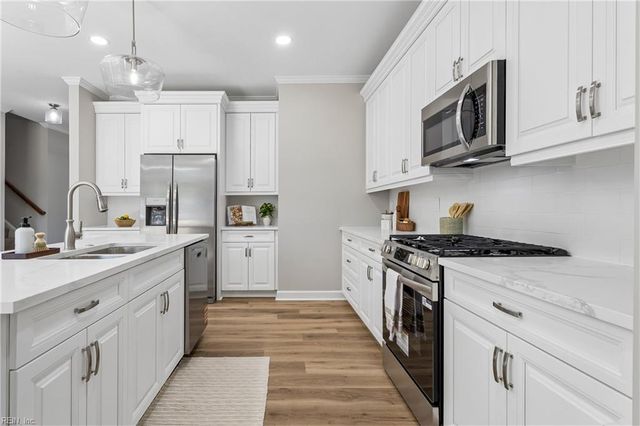 1215 Victory BLVD, Yorktown, VA 23693