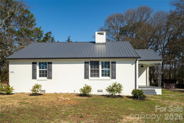 601 N French Street, Lancaster, SC 29720