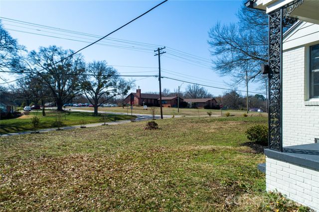 601 N French Street, Lancaster, SC 29720