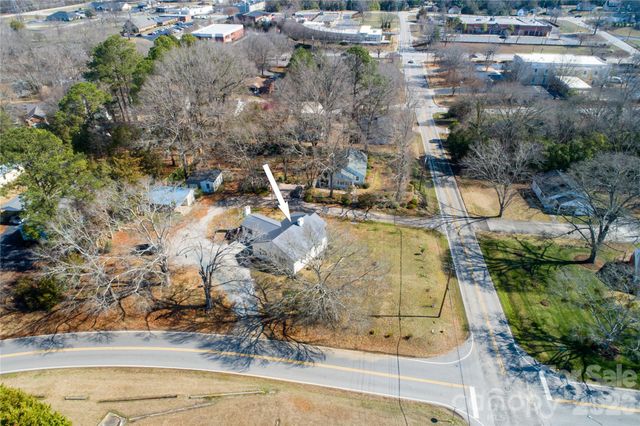 601 N French Street, Lancaster, SC 29720