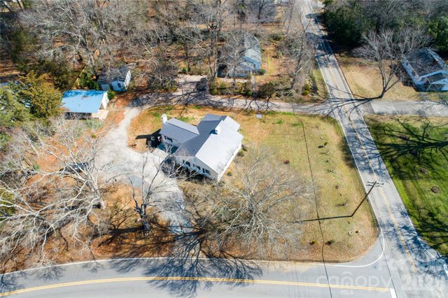 601 N French Street, Lancaster, SC 29720