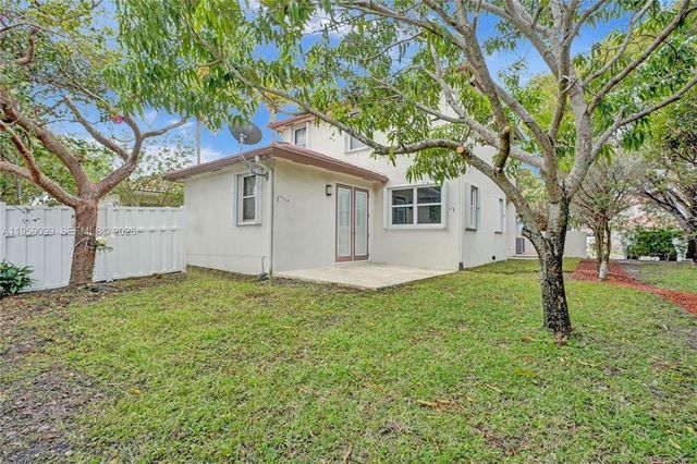 218 NW 75th Terrace, Plantation, FL 33317