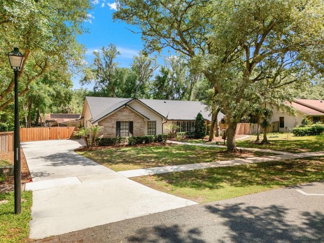 2221 BLUFF OAK STREET, Apopka, FL 32712