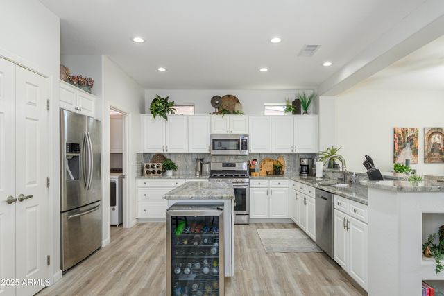 17165 W NELSON Drive, Surprise, AZ 85387