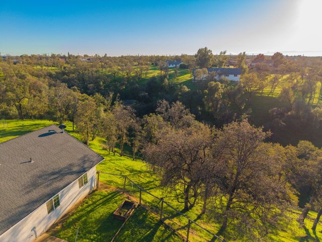 19795 Beegum Peak Place, Lake California, CA 96022