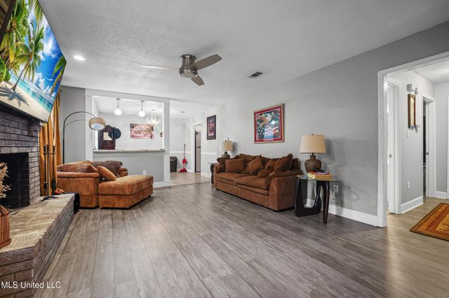 12433 Red Fox Drive, Gulfport, MS 39503