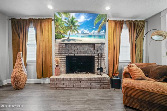 12433 Red Fox Drive, Gulfport, MS 39503