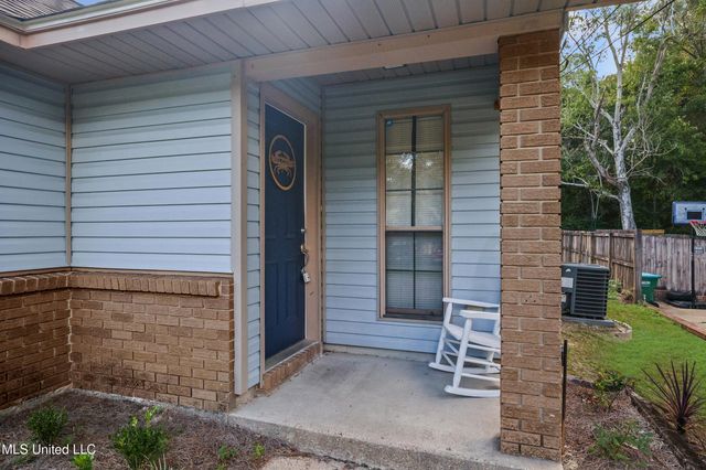 12433 Red Fox Drive, Gulfport, MS 39503