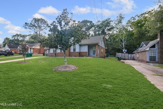 12433 Red Fox Drive, Gulfport, MS 39503