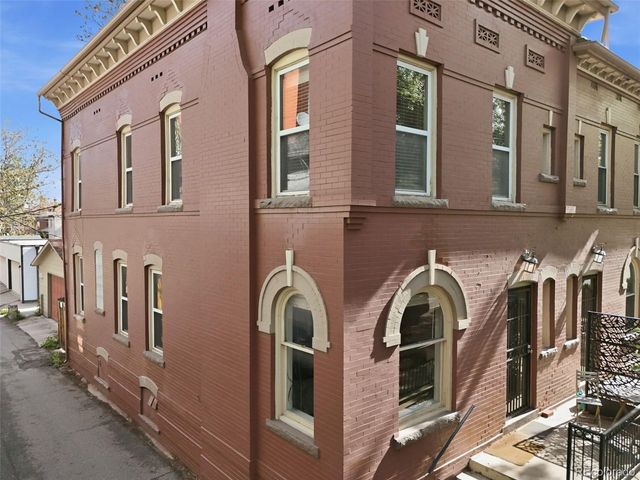 2121 E 16th Ave, Denver, CO 80206