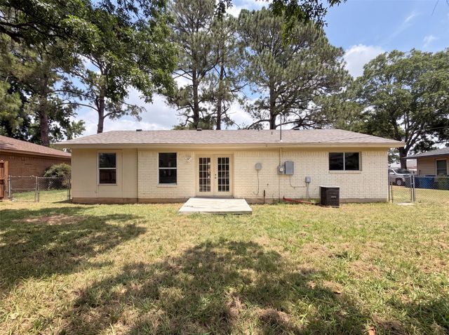 416 Tisdell Lane, Aubrey, TX 76227
