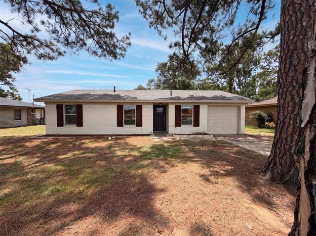 416 Tisdell Lane, Aubrey, TX 76227