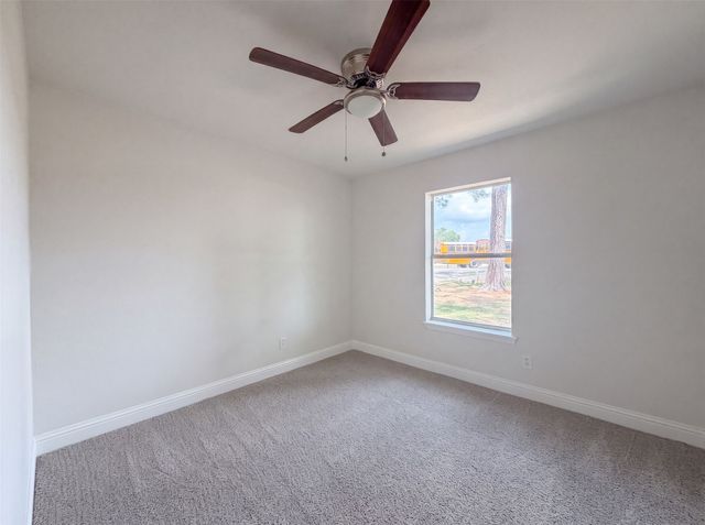 416 Tisdell Lane, Aubrey, TX 76227