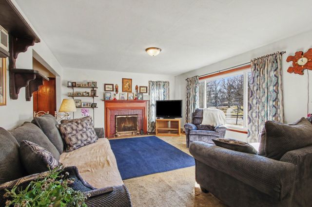 1670 W 61st Place, Merrillville, IN 46410