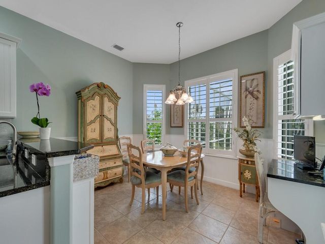 6566 35th Place, Vero Beach, FL 32966