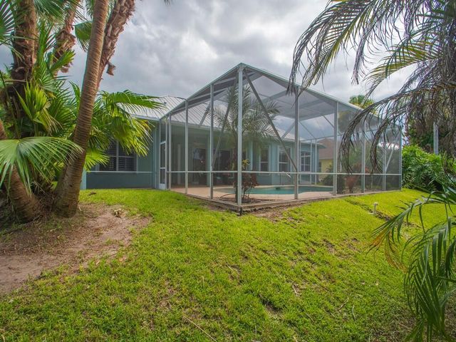 6566 35th Place, Vero Beach, FL 32966