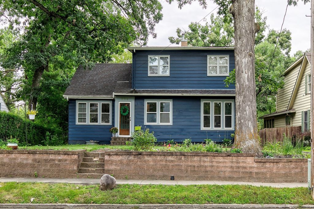 204 51st Street, Des Moines, IA 50312