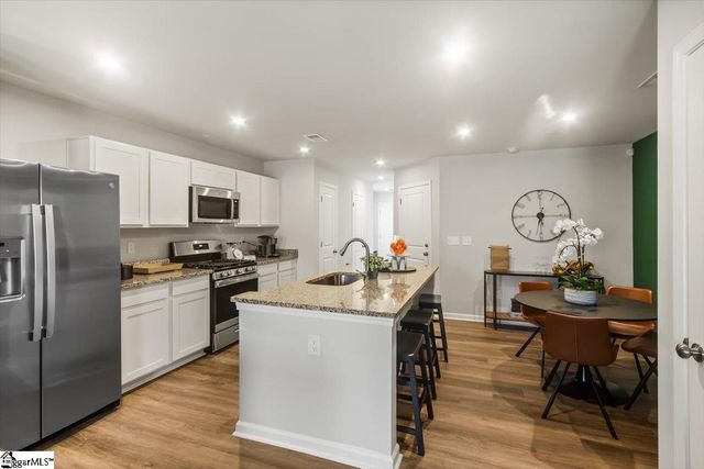 1291 Forestbrook Lane, Spartanburg, SC 29303