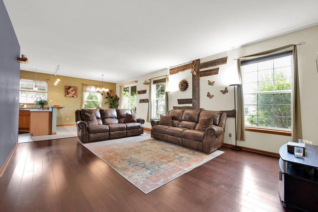 2905 Tanglewood DRIVE, Waukesha, WI 53189