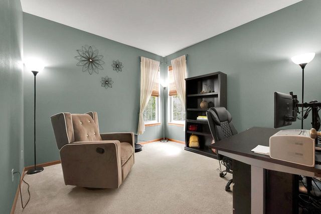 2905 Tanglewood DRIVE, Waukesha, WI 53189