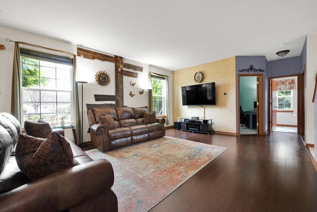 2905 Tanglewood DRIVE, Waukesha, WI 53189
