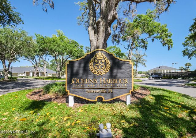 13747 BROMLEY POINT Drive, Jacksonville, FL 32225